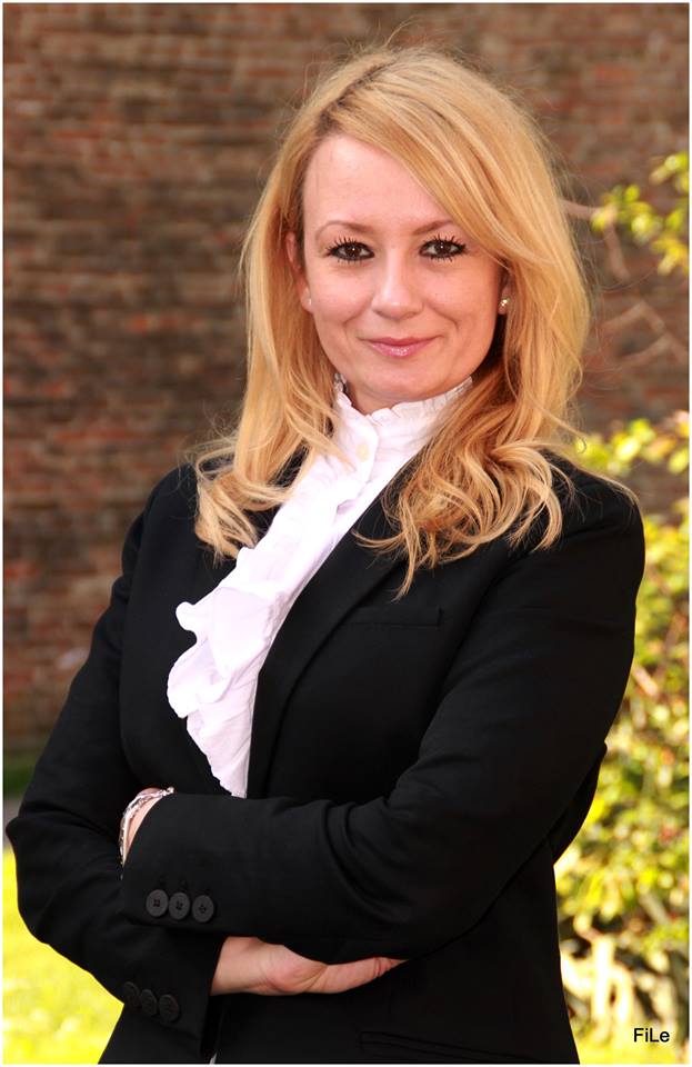 Драгана трифкович сербия. Драгана трифкович. Срджа трифкович. Драгана трифкович сербия. Драгана трифкович.